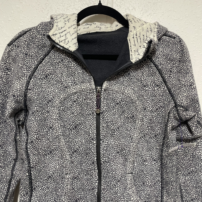 Activewear Lululemon Size 8