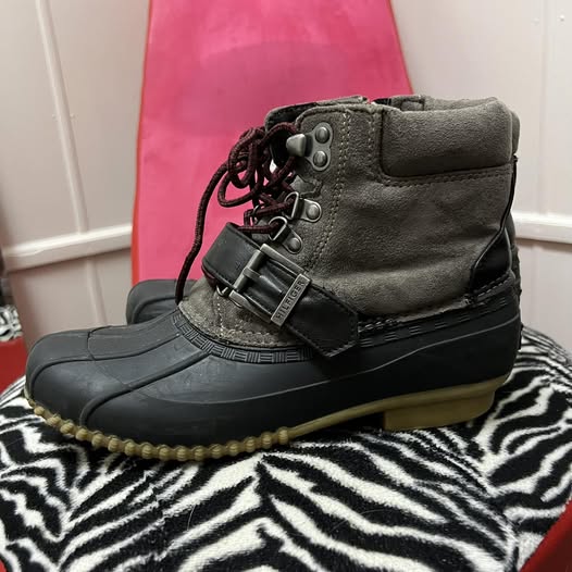 Boots Tommy Hilfiger Size 7