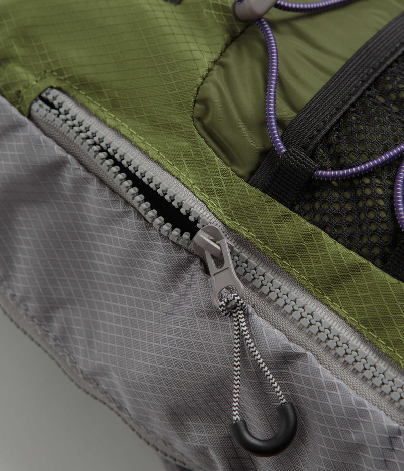 Butter Goods Express Shoulder Bag in Army and Grey