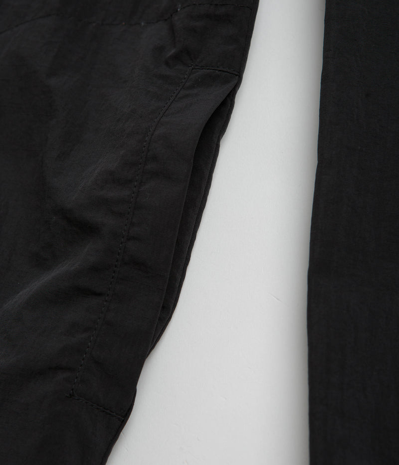 Butter Goods Reversible Dugout Pullover Jacket in Black and Stone