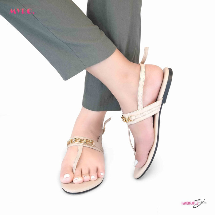 MYRO Cream Chain Detailed Thongs - MYRO