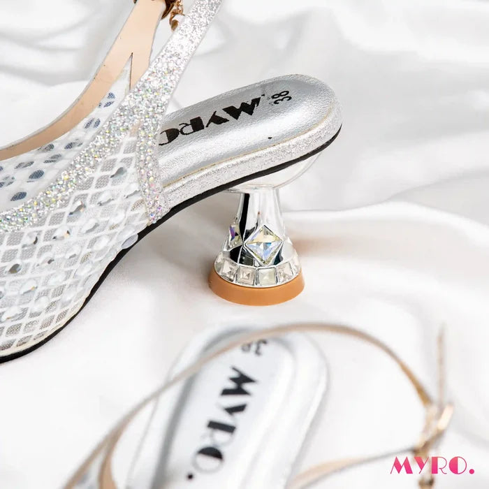 Dina Heel