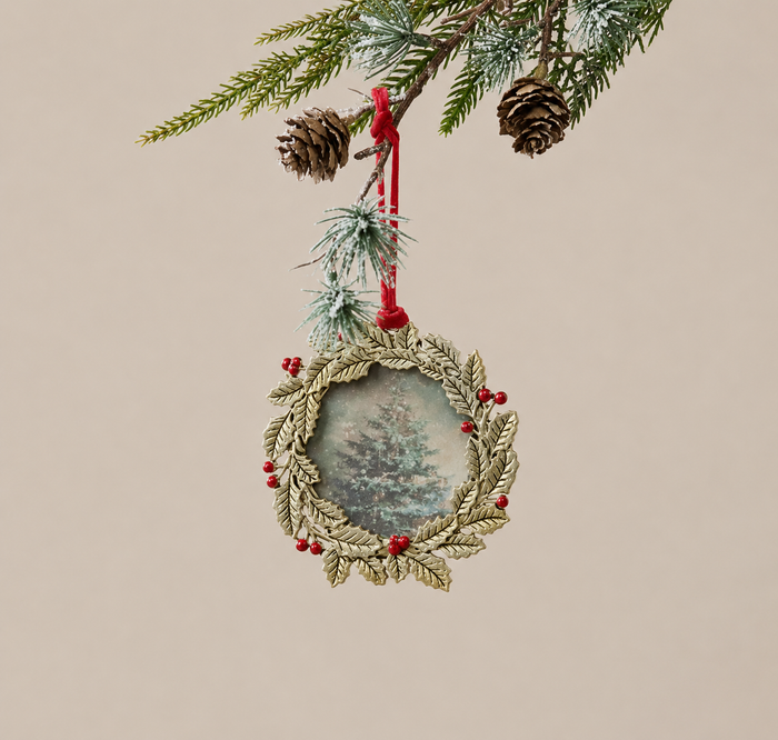 Gold Wreath Frame Ornament