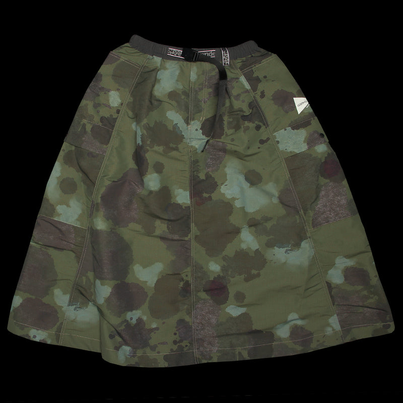 Gramicci x And Wander Women's Ripstop Voyager Skirt
Color : Camo