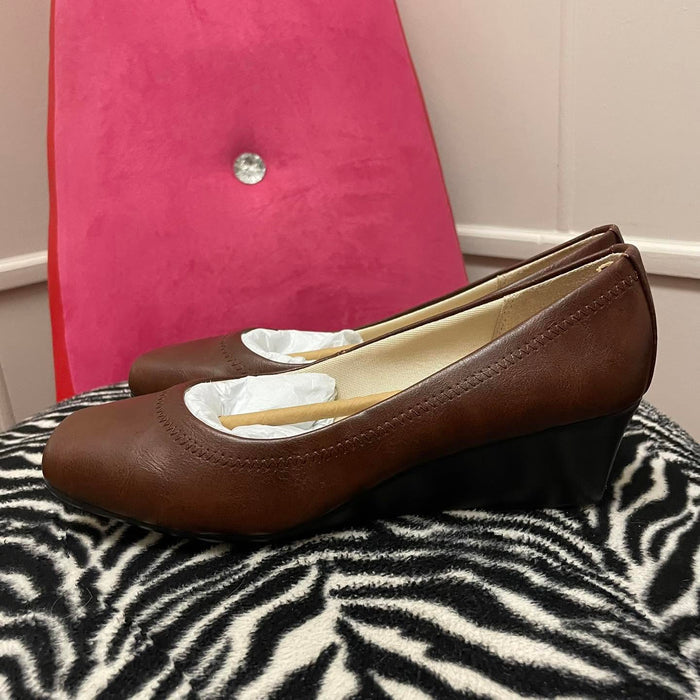 Heels Life Stride Size 7