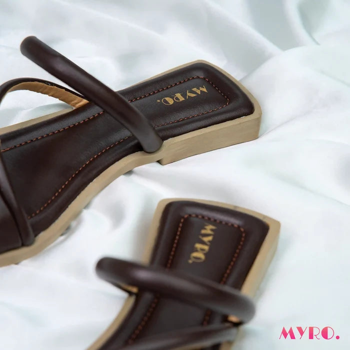 Isha Flat