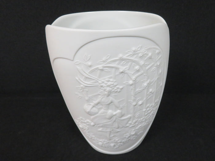 Kaiser Bisque Vase