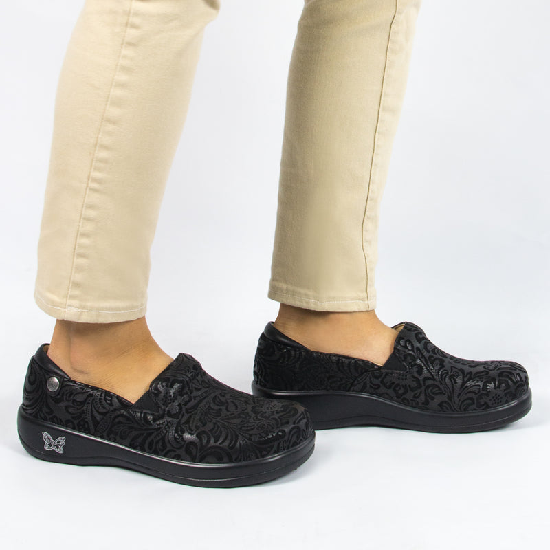 KELI BLACK EMBOSSED