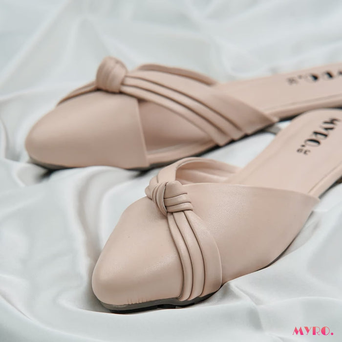 Knotique Cream Mules - MYRO