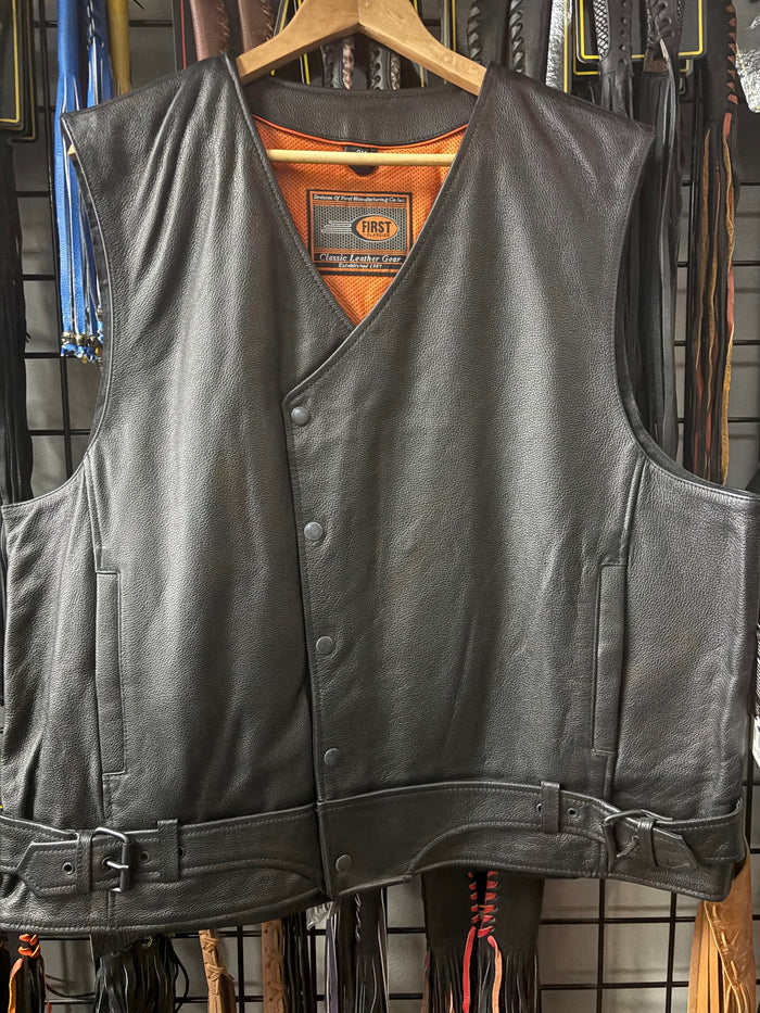 Men's Leather Vest with front Zipper and Snap Closure Size FIM626CSL