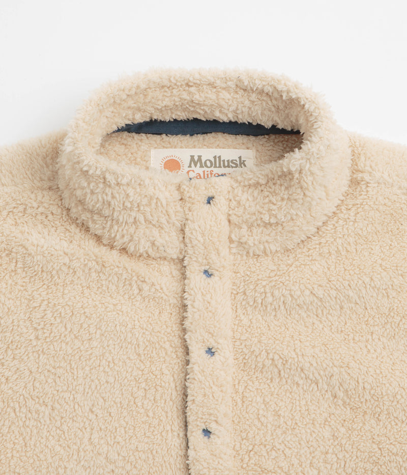 Mollusk Shaggy Sweatshirt in Natural