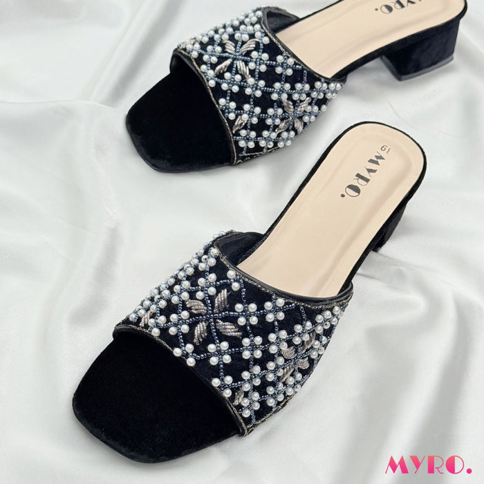 Nuhari White Heel - MYRO