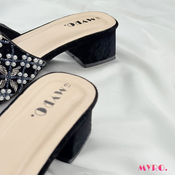 Nuhari White Heel - MYRO