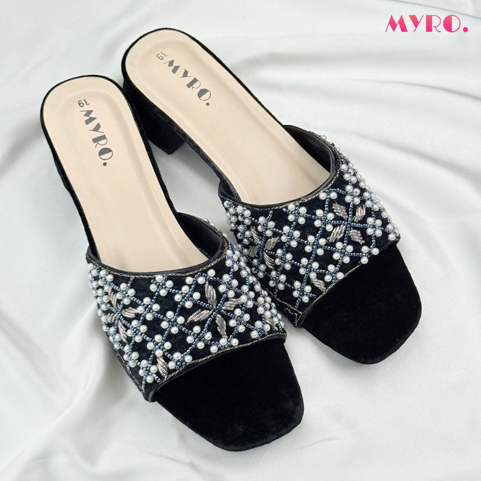 Nuhari White Heel - MYRO