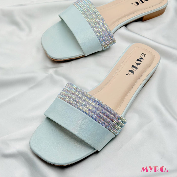 Ocevia Pestal Slide - MYRO