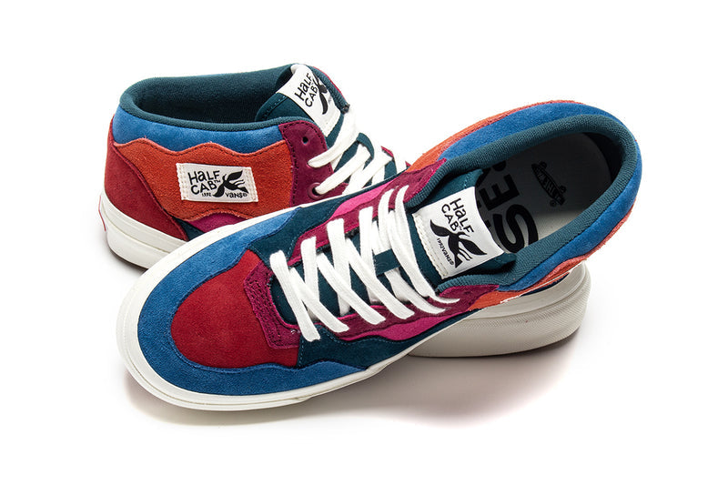 Vans | OTW Half Cab x Piet Parra
Style # VN000SDHCYL1
Color : Multi / White