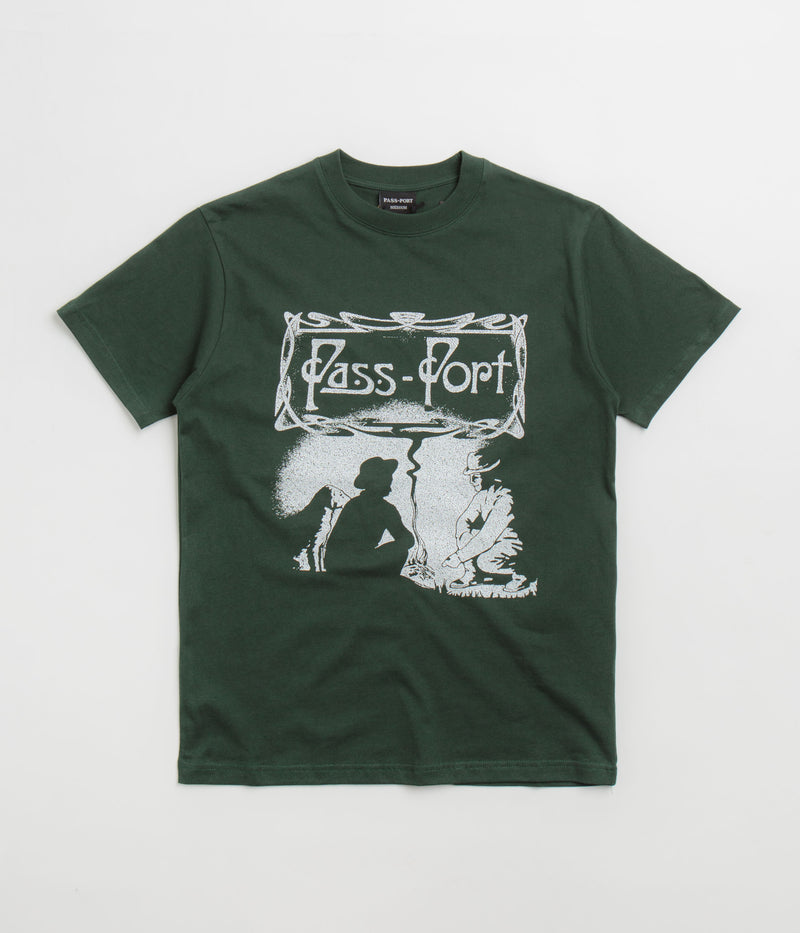 Pass Port Plume T-Shirt in Forest Green