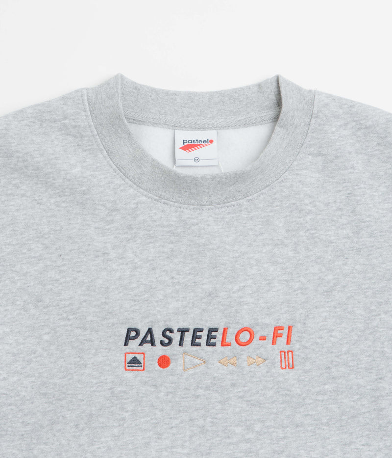 Pasteelo Lo-Fi Crewneck Sweatshirt in Heather Grey