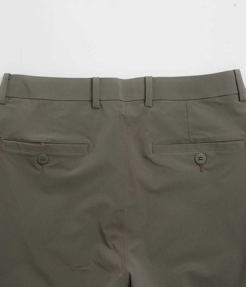 Patagonia Hydropeak Hybrid Walk 18" Shorts in Basin Green
