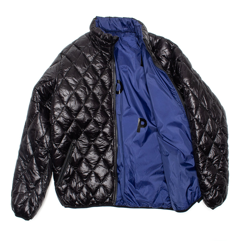 Pop Trading Company | Quilted Reversible Jacket
Color : Black / Twilight Blue