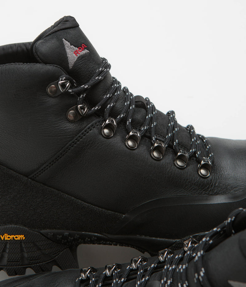 ROA Andreas Shoes in Black and Black