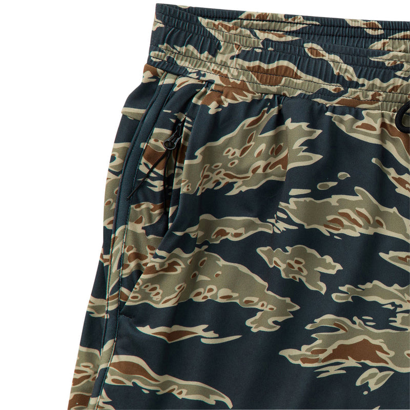 RVCA Yogger Recover 17 Shorts - Tiger Camo
