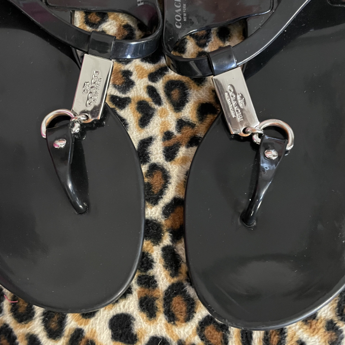 Sandals Coach Size 5