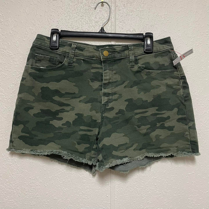 Shorts Universal Thread Size 10