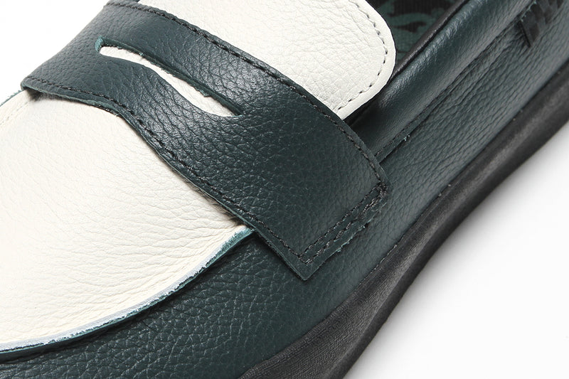 Vans | Skate Loafer
Style # VN0A5DXU1CI1
Color : Dark Forest