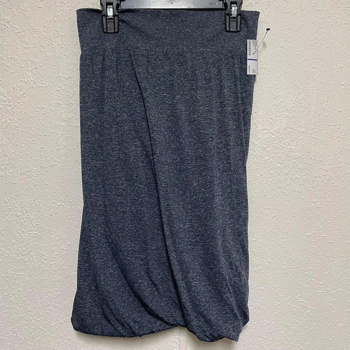 Skirts Lululemon Size 8