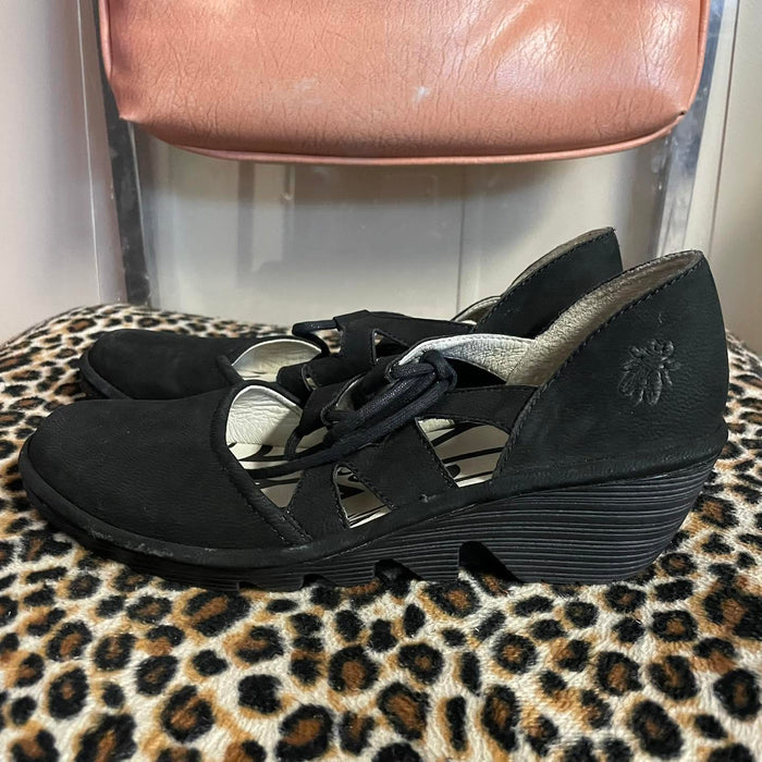 Slip On Fly London Size 7