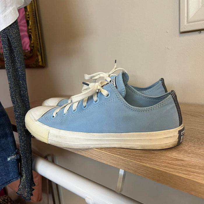 Sneakers Converse Size 9