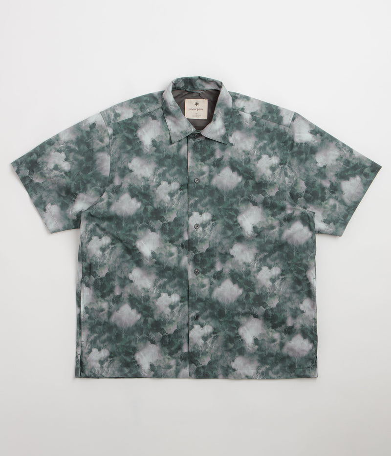 Snow Peak Patterned Mori Short Sleeve Shirt in Green