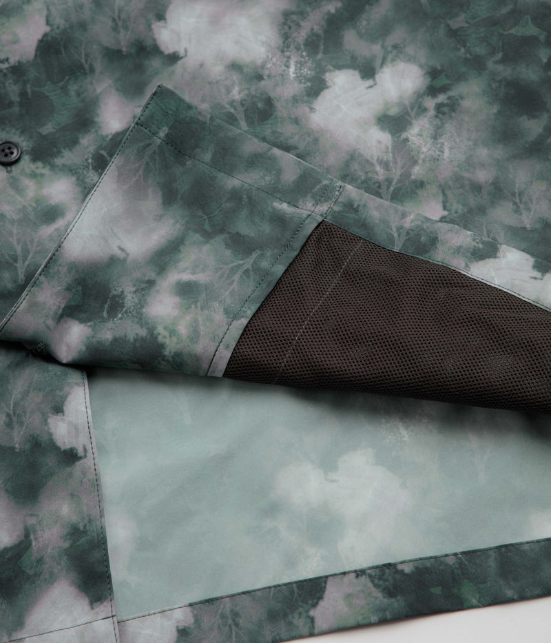 Snow Peak Patterned Mori Short Sleeve Shirt in Green