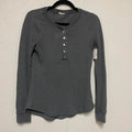 Top hem & thread Size Small