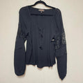 Top SHYANNE Size Medium