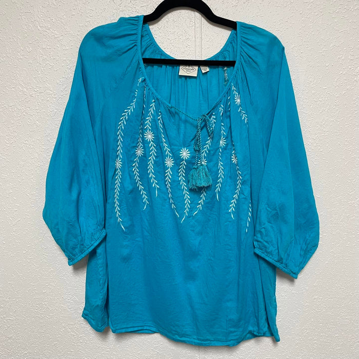 Top St. John's Bay Size 1x
