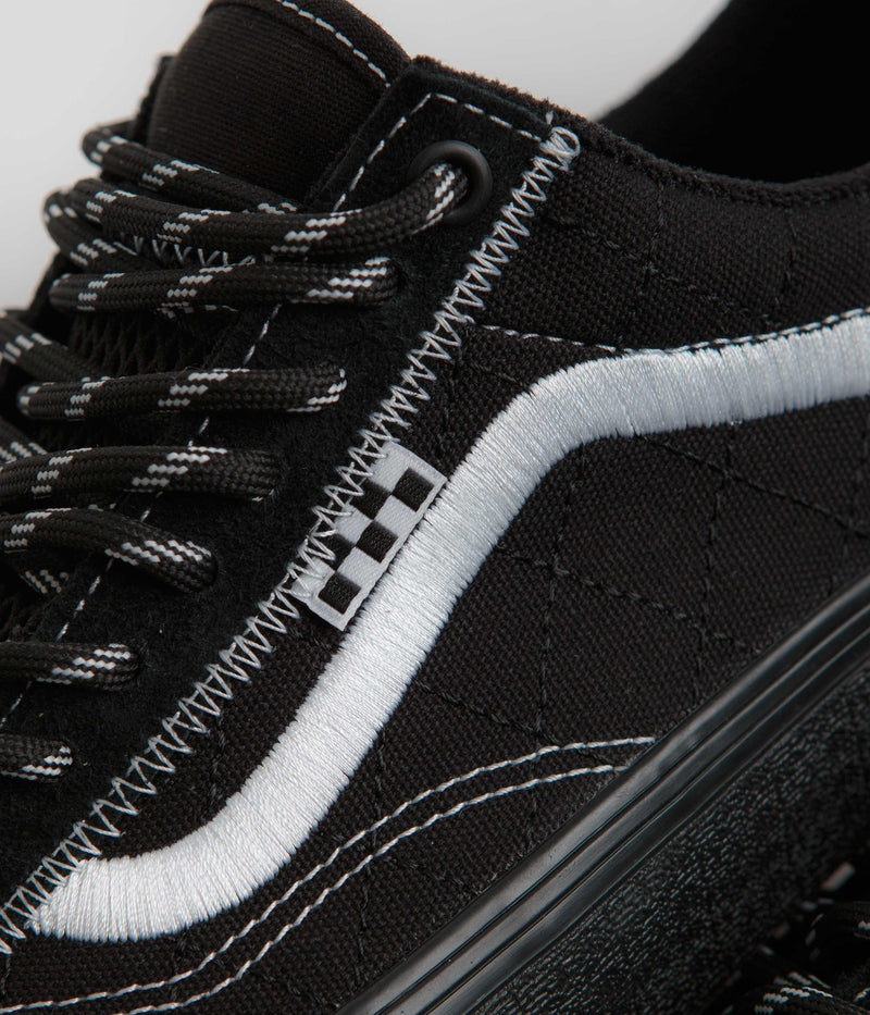 Vans Skate Old Skool Shoes in (Doobie) Black and Black