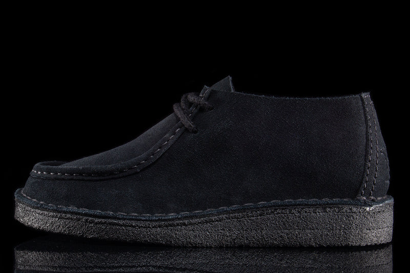 Clarks Originals | Women's Desert Nomad Black Suede
Style # 26178086
Color : Black