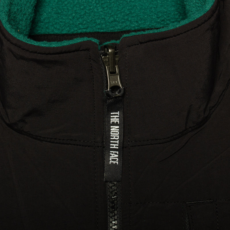 The North Face | Women's Retro Denali Jacket Style # NF0A88YRS9W1 Color : Evergreen / TNF Black
