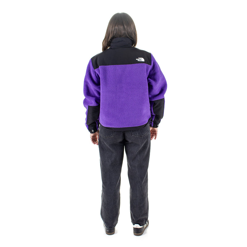 The North Face | Women's Retro Denali Jacket
Style # NF0A88YRS961
Color : Purple / TNF Black